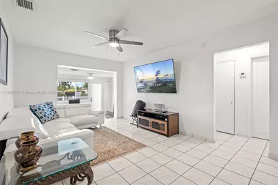 5340 SW 5th St, Miami, FL 33134 - Photo 10