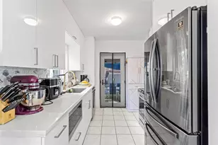 5340 SW 5th St, Miami, FL 33134 - Photo 14