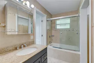 [Address not provided], Hollywood, FL 33021 - Photo 18