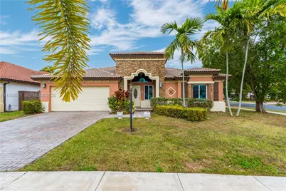 3591 NE 10th Dr, Homestead, FL 33033 - Photo 1