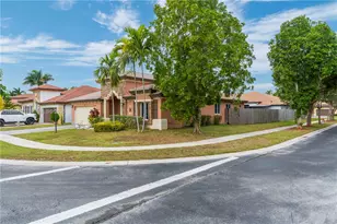 3591 NE 10th Dr, Homestead, FL 33033 - Photo 4