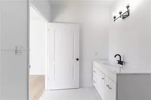 2575 SW 64th Ave, Miramar, FL 33023 - Photo 8