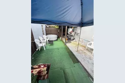 276 E 12th St, Hialeah, FL 33010 - Photo 24