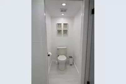 201 Golden Isles Dr #302, Hallandale Beach, FL 33009 - Photo 18