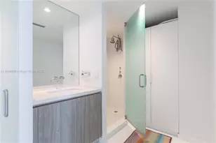 1040 Biscayne Blvd, Miami, FL 33132 - Photo 42