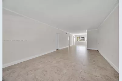 940 Sevilla Ave #104, Coral Gables, FL 33134 - Photo 8