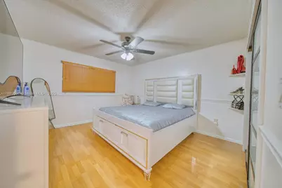 10000 SW 147th Ct, Miami, FL 33196 - Photo 10