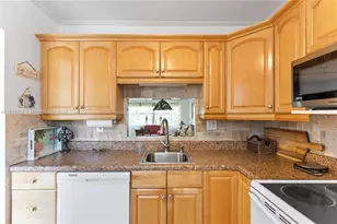 4701 NW 34th St, Lauderdale Lakes, FL 33319 - Photo 2