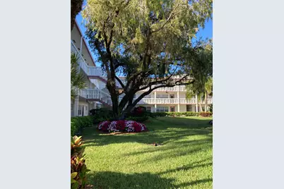 157 Fanshaw D #157, Boca Raton, FL 33434 - Photo 2