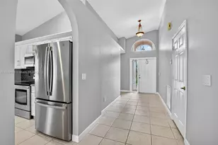 8895 Harrods Dr, Boca Raton, FL 33433 - Photo 6