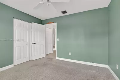 8895 Harrods Dr, Boca Raton, FL 33433 - Photo 30