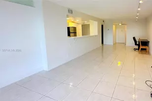 800 Parkview Dr, Hallandale Beach, FL 33009 - Photo 12