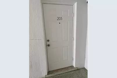 445 SW 11th St #203, Miami, FL 33130 - Photo 18