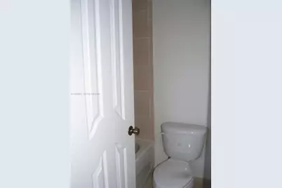 445 SW 11th St #203, Miami, FL 33130 - Photo 6