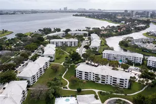 3635 Whitehall Dr, West Palm Beach, FL 33401 - Photo 40