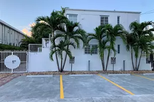 570 NE 68th St, Miami, FL 33138 - Photo 18