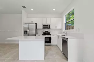 1501 SE 27th Rd, Homestead, FL 33035 - Photo 4