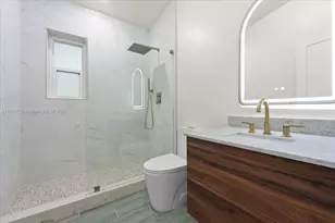 11505 NE 11th Pl, Biscayne Park, FL 33161 - Photo 18