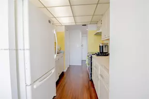 250 174th St, Sunny Isles Beach, FL 33160 - Photo 16