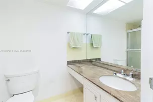250 174th St, Sunny Isles Beach, FL 33160 - Photo 30