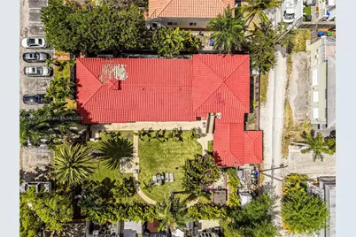 2625 NE 13th Ct, Fort Lauderdale, FL 33304 - Photo 2