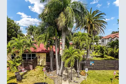 2625 NE 13th Ct, Fort Lauderdale, FL 33304 - Photo 4