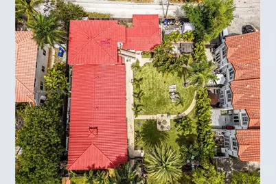 2625 NE 13th Ct, Fort Lauderdale, FL 33304 - Photo 26