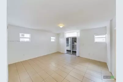 425 NE 30th St #402, Miami, FL 33137 - Photo 6