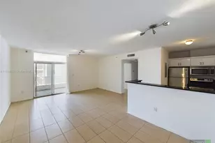 425 NE 30th St, Miami, FL 33137 - Photo 2
