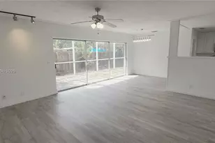 200 NW 9th St, Boca Raton, FL 33432 - Photo 2