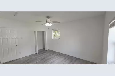 200 NW 9th St, Boca Raton, FL 33432 - Photo 42