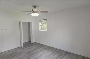 200 NW 9th St, Boca Raton, FL 33432 - Photo 42