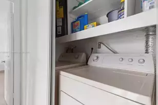 2543 SW 58th Manor, Dania Beach, FL 33312 - Photo 14