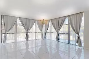 1000 Parkview Dr, Hallandale Beach, FL 33009 - Photo 6