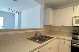 10 Aragon Ave, Coral Gables, FL 33134 - Photo 8