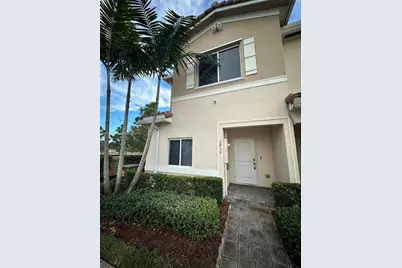 2800 NW 180th St, Miami Gardens, FL 33056 - Photo 1