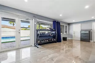 9795 NW 27th Terrace, Doral, FL 33172 - Photo 14