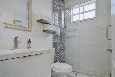 17933 NW 87th Pl, Hialeah, FL 33018 - Photo 34