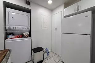 15408 SW 85th Terrace, Miami, FL 33193 - Photo 6