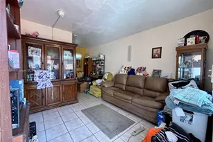 2013 Washington Ave, Opa-Locka, FL 33054 - Photo 14
