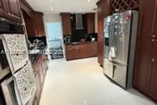 9430 NW 18th St, Pembroke Pines, FL 33024 - Photo 2