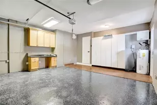 300 W Chaminade Dr, Hollywood, FL 33021 - Photo 54