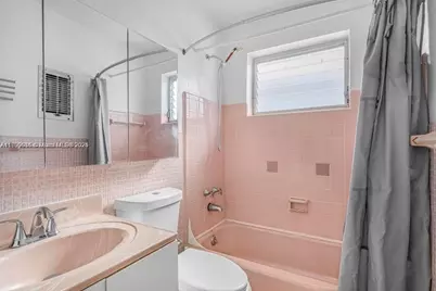 200 76th St #59, Miami Beach, FL 33141 - Photo 12