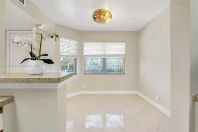 900 SW 125th Way #304R, Pembroke Pines, FL 33027 - Photo 14