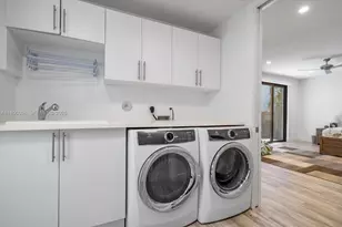 332 Balboa St, Hollywood, FL 33019 - Photo 40