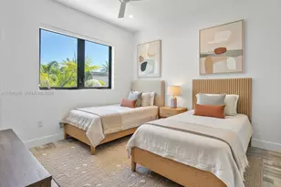 332 Balboa St, Hollywood, FL 33019 - Photo 20