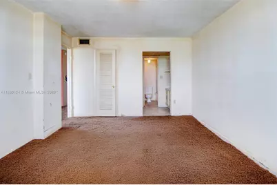 1990 Marseille Dr #501, Miami Beach, FL 33141 - Photo 8