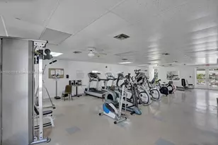 1355 NE 167th St, Miami, FL 33162 - Photo 26