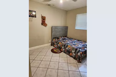 4361 NW 35th Ave, Lauderdale Lakes, FL 33309 - Photo 8