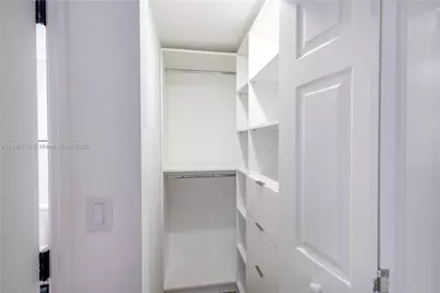 1852 NW 85th St, Miami, FL 33147 - Photo 14